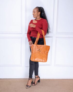 zuri bucket laptop handbag - Image 4