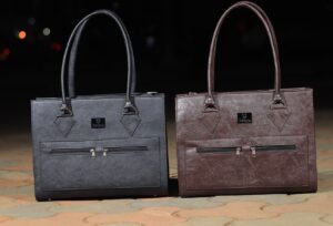 RM ovrlyne laptop handbag - Image 4